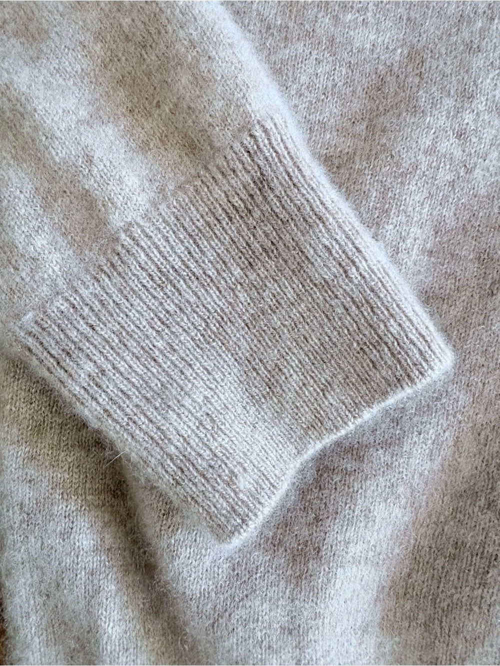 Quince Women’s Mongolian Cashmere Crewneck Sweater Oatmeal Small S Flawed - Picture 5 of 10